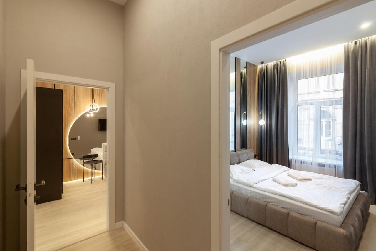 Royal Apartament On Voloshyna 2 إلفيف المظهر الخارجي الصورة