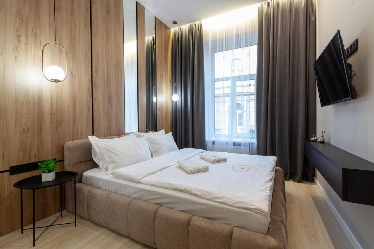 Royal Apartament On Voloshyna 2 إلفيف المظهر الخارجي الصورة